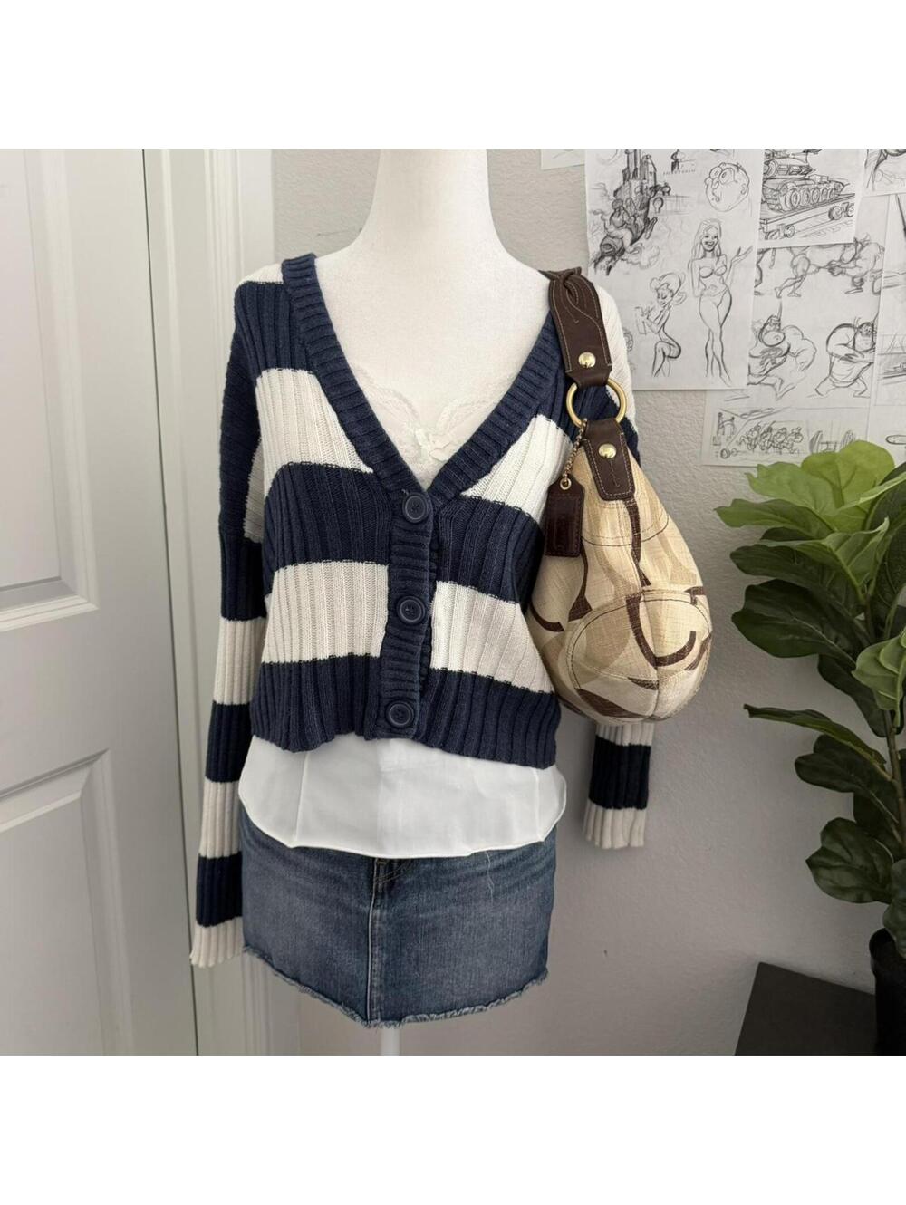 American Eagle cardigan